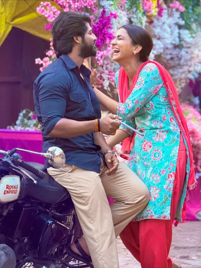 Sheezan Khan Shares Unseen Pics From ‘Ganga Mai Ki Betiyan’, Amandeep Sidhu’s Comment Sparks Buzz 974163