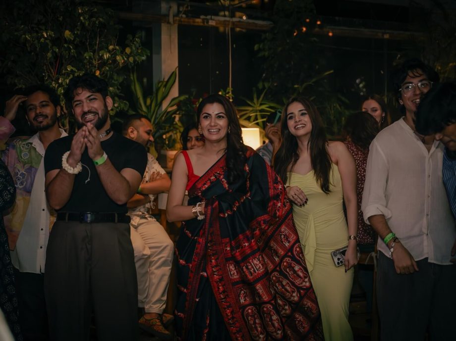 Sriti Jha Reunites With Kaise Mujhe Tum Mil Gaye Star Cast, Enjoys A Special Night 973648