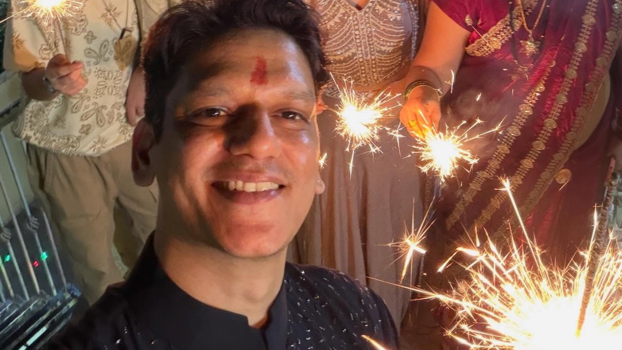 Vijay Varma shares a glimpse of his ‘Seh Parivaar Diwali’ tradition 973249