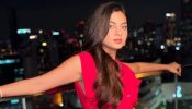 Yeh Rishta Kya Kehlata Hai's Garvita Sadhwani Looks Chili Hot In Red Dress, See Vacation Pics 973892