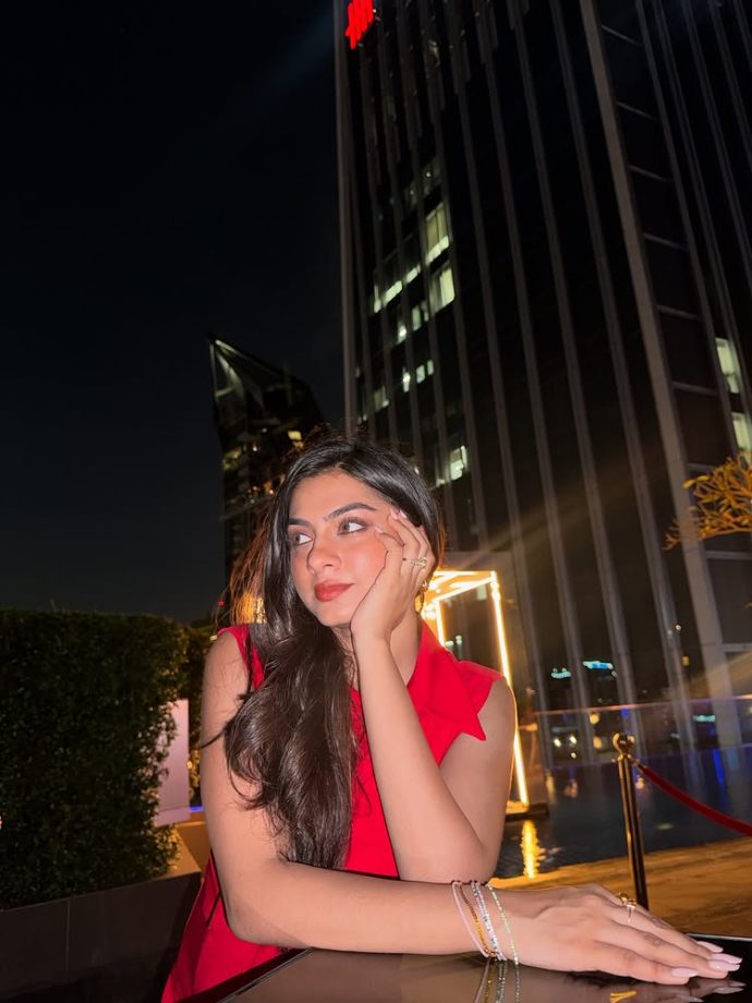 Yeh Rishta Kya Kehlata Hai's Garvita Sadhwani Looks Chili Hot In Red Dress, See Vacation Pics 973897