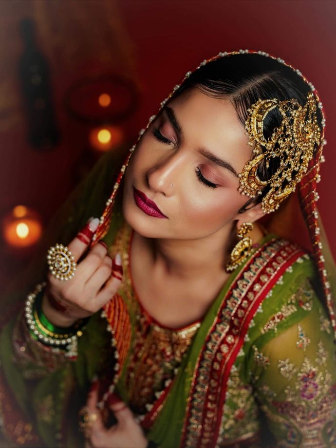 Ankita Lokhande Channels Regal Grandeur in Green and Gold 976235