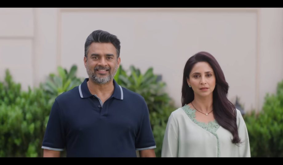 De De Pyaar De 2 Review: Leaves You In Splits, Makes You Cry and Laugh In Equal Parts 976149