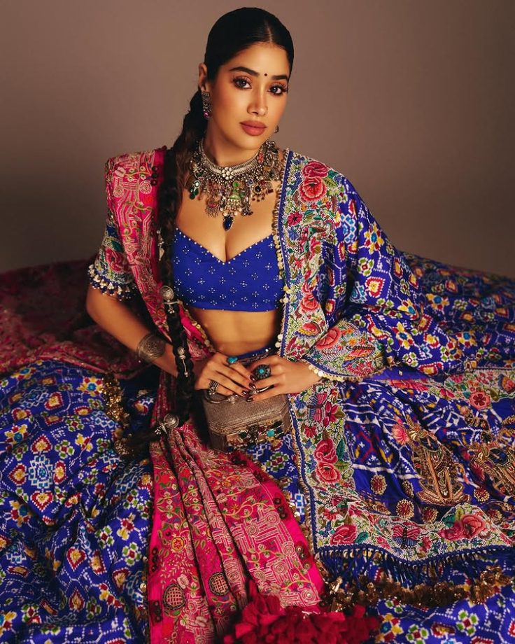 Janhvi Kapoor in a Vibrant Folk-Inspired Lehenga 977987