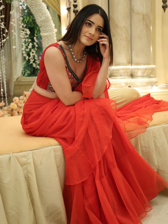 Kyunki Saas Bhi Kabhi Bahu Thi 2 Star Shagun Sharma Stuns In Red Saree, Aman Gandhi's Reaction Says It All 977318