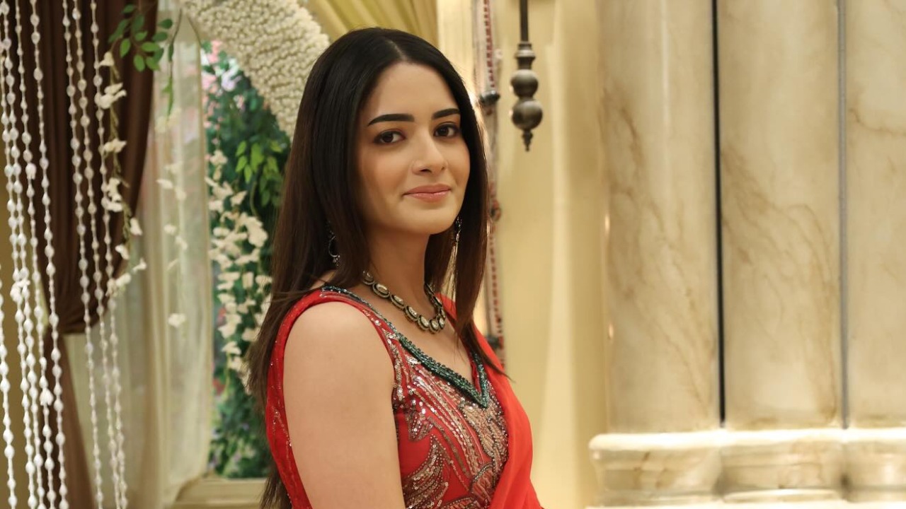 Kyunki Saas Bhi Kabhi Bahu Thi 2 Star Shagun Sharma Stuns In Red Saree, Aman Gandhi's Reaction Says It All 977320