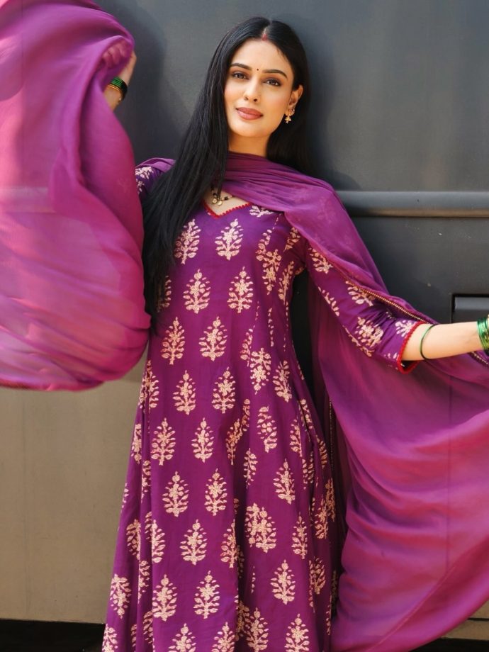 Kyunki Saas Bhi Kabhi Bahu Thi 2's Tanisha Mehta Enjoys 'Fairytale' Vibes In Printed Anarkali - See How 976839