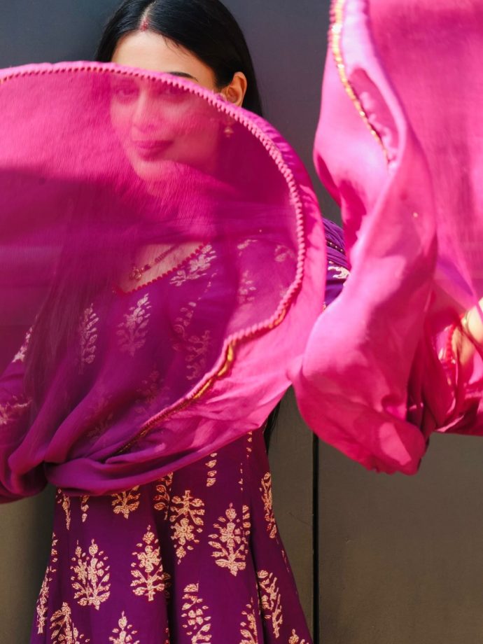 Kyunki Saas Bhi Kabhi Bahu Thi 2's Tanisha Mehta Enjoys 'Fairytale' Vibes In Printed Anarkali - See How 976840