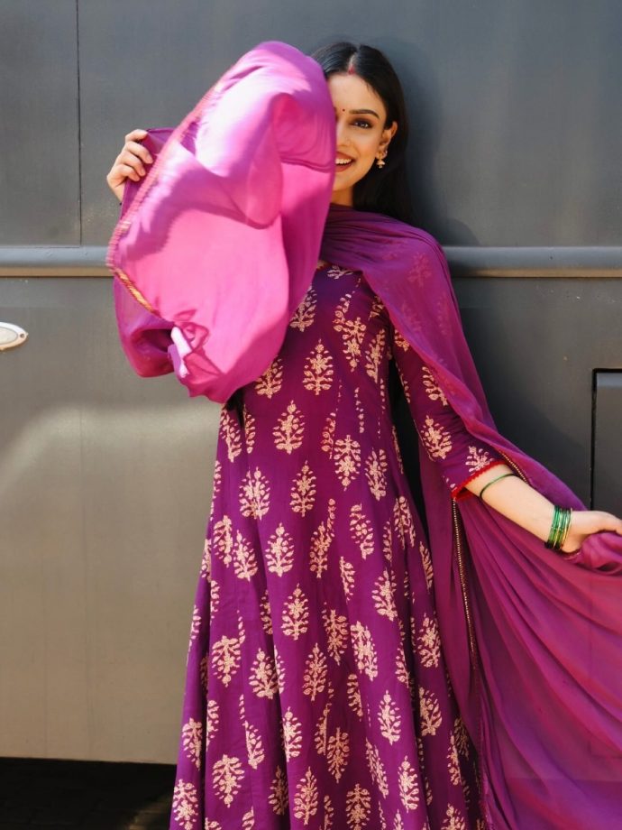 Kyunki Saas Bhi Kabhi Bahu Thi 2's Tanisha Mehta Enjoys 'Fairytale' Vibes In Printed Anarkali - See How 976837