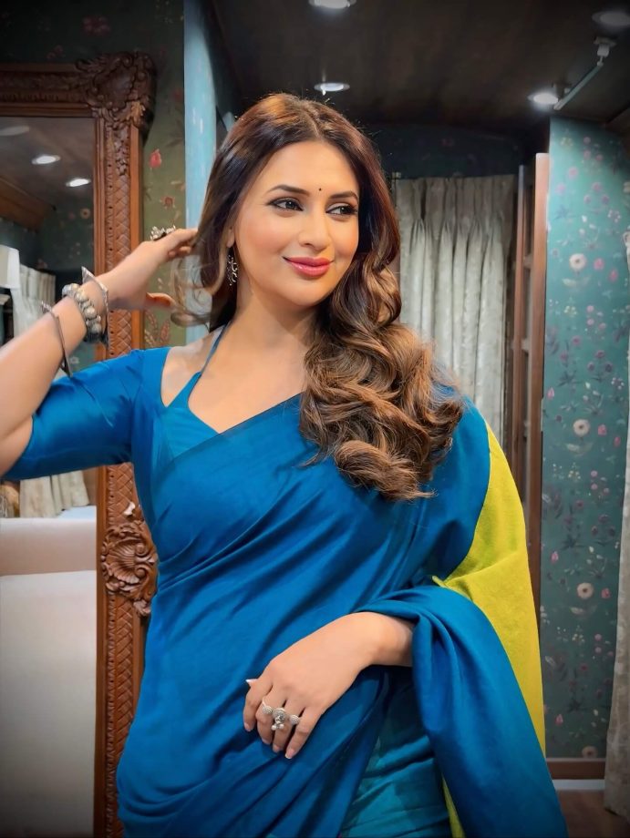 Love Sarees? Divyanka Tripathi Shows Aesthetic Picks For A Chic Work Look 977476