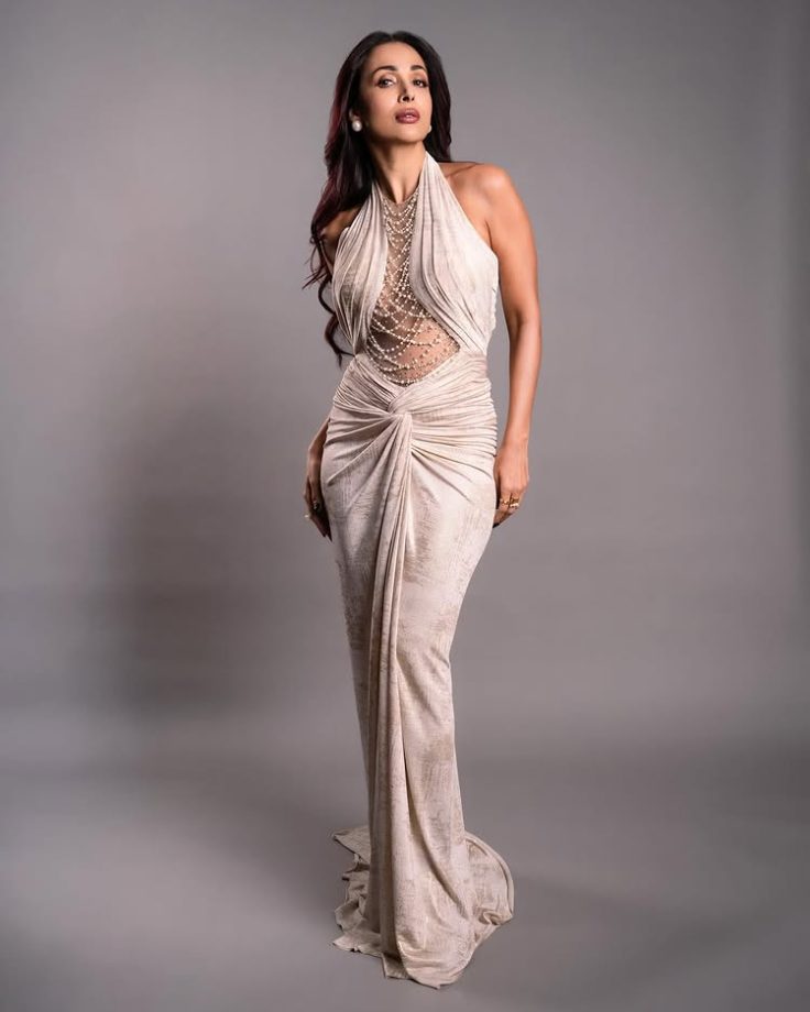 Malaika Arora Stuns in Pearl-Draped Couture: A Lesson in Timeless Glamour 974622