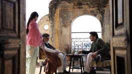 Manish Malhotra’s Gustaakh Ishq Opens Up to Great Reviews! Vijay Varma and Fatima Sana Shaikh Starrer Perfectly Balances Simplicity, Poetry & the Subtlety of Purani Mohabbat