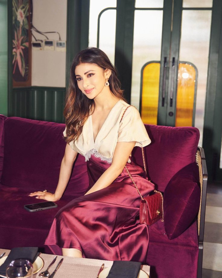 Mouni Roy Exudes Luxe Simplicity in a Cream and Maroon Satin Dress 976336