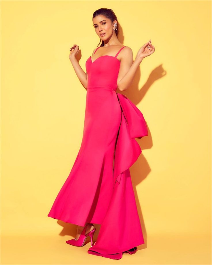 Nimrat Kaur’s Dazzling Fuchsia Fantasy 976201