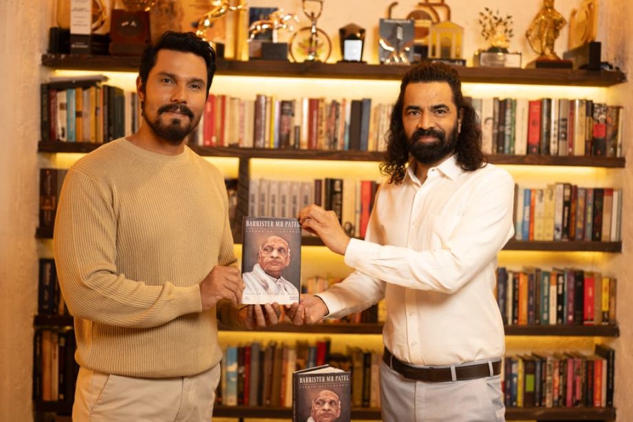 Randeep Hooda Launches Jay Patel’s Debut Book “Barrister Mr. Patel” Honouring Sardar Vallabhbhai Patel’s 150th Birth Anniversary 976348