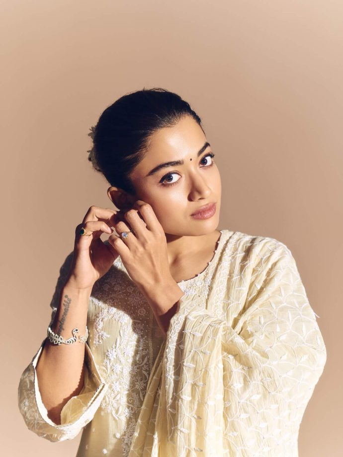Rashmika Mandanna Radiates Grace in an Off-White Chikankari Kurta Set 976284