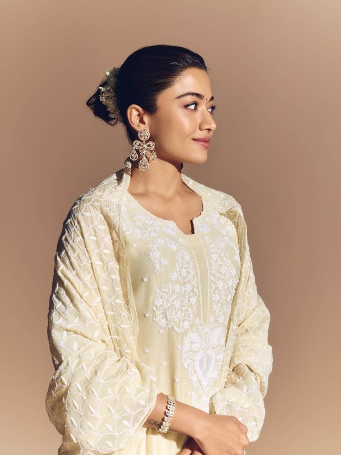 Rashmika Mandanna Radiates Grace in an Off-White Chikankari Kurta Set 976286