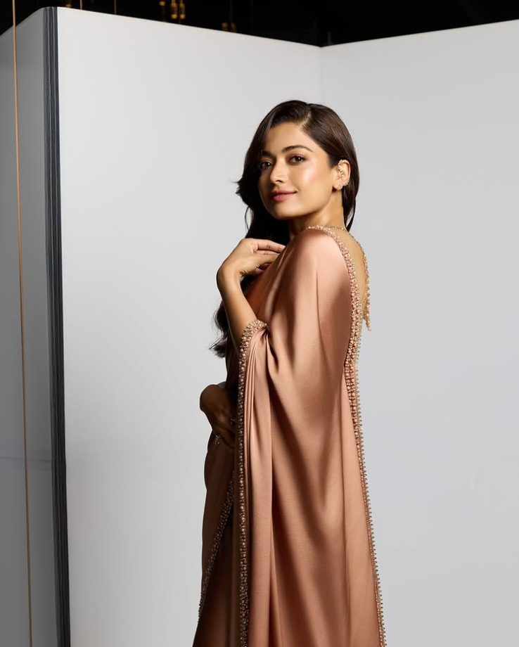 Rashmika Mandanna Serves Glamour Goals in a Satin Saree 975440