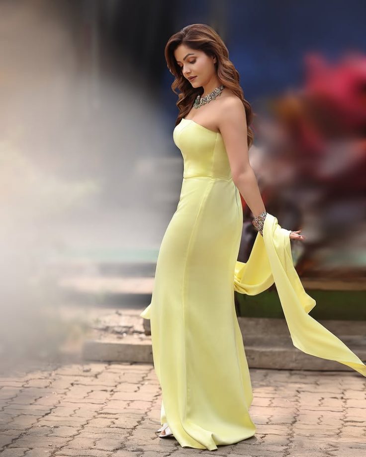 Rubina Dilaik’s Elegant Sunshine Look Steals the Spotlight 975472