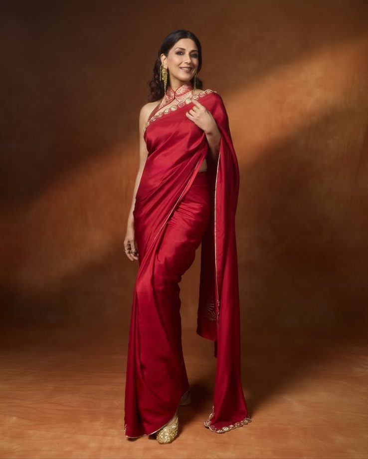 Sonali Bendre Brings Royal Heritage Glamour Back in the Spotlight 974635