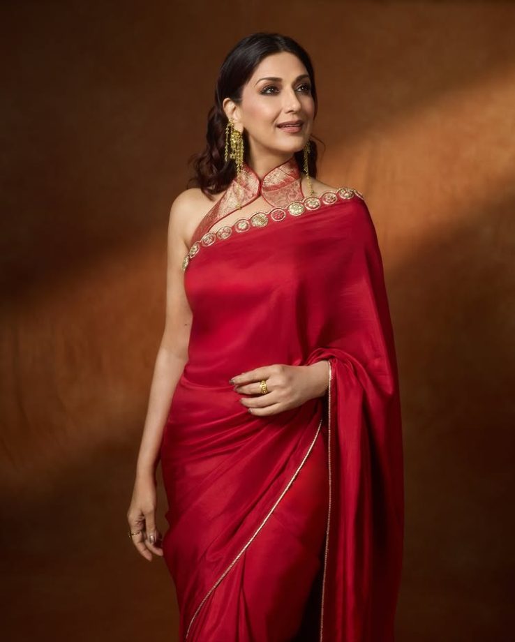 Sonali Bendre Brings Royal Heritage Glamour Back in the Spotlight 974632