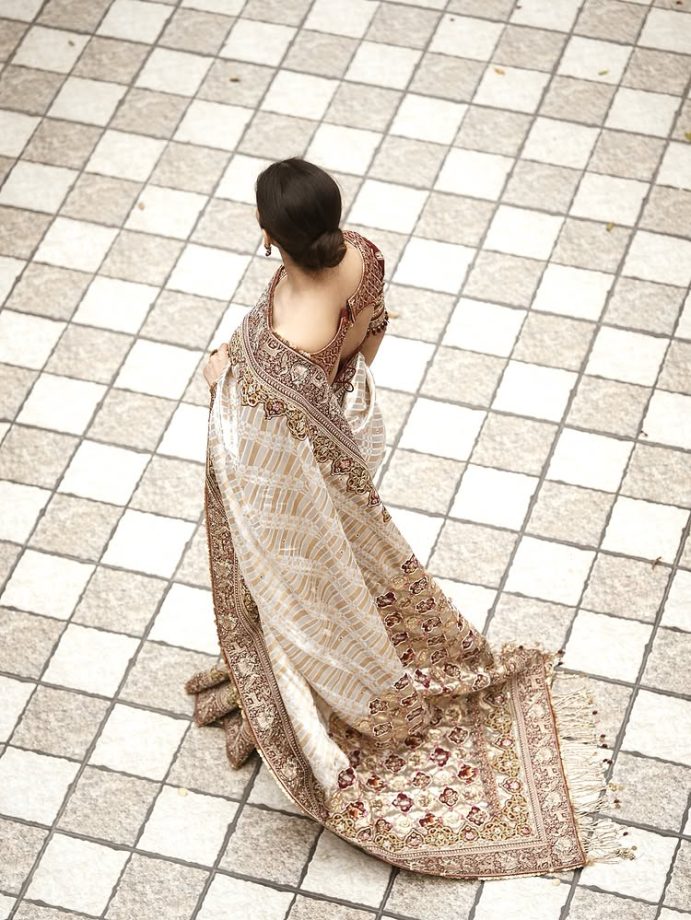 Step Into Wedding Season With Shivangi Joshi’s Timeless Saree Collection 977862