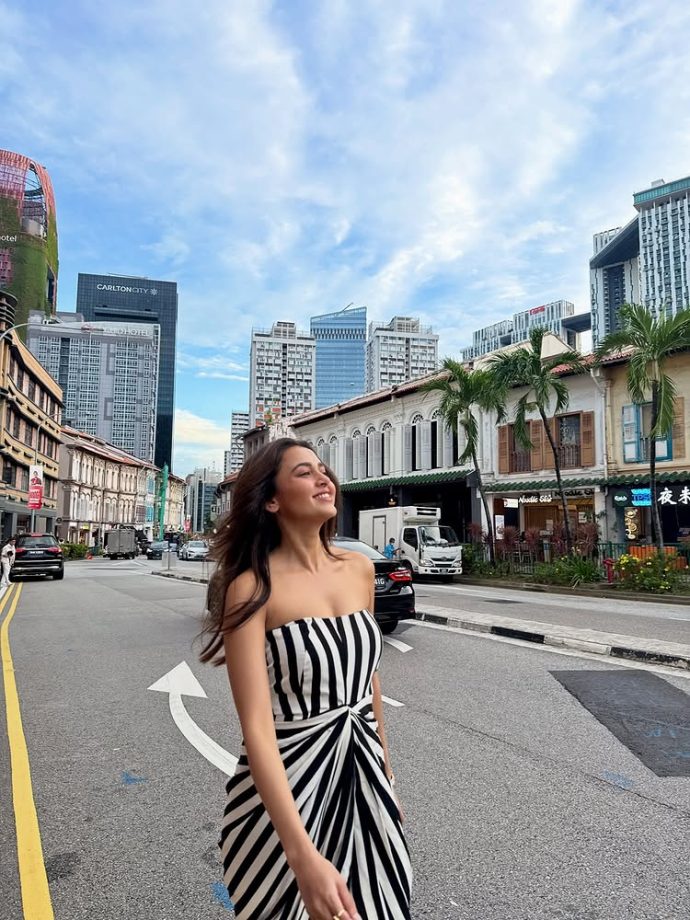 Tejasswi Prakash Steps Out in Effortless Monochrome Elegance 977993