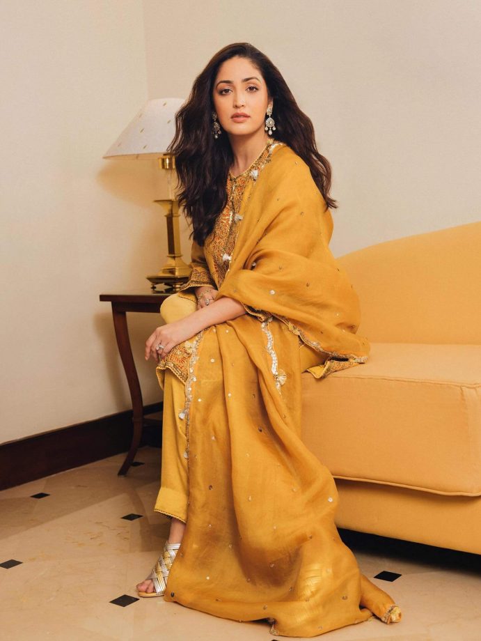 Yami Gautam Radiates Festive Glow in a Mustard Kurta Set 976330