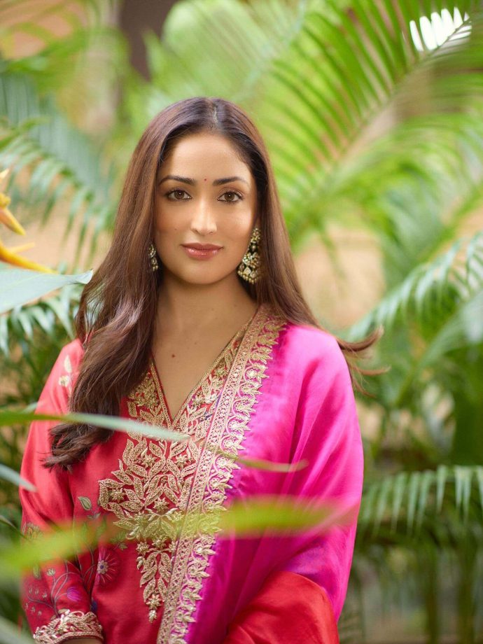 Yami Gautam Radiates Grace in Vibrant Pink Ensemble 976253