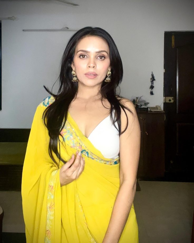 Zee TV Show Jagadhatri Cast, Time, Release Date, Promo, OTT Platform, And More 974995