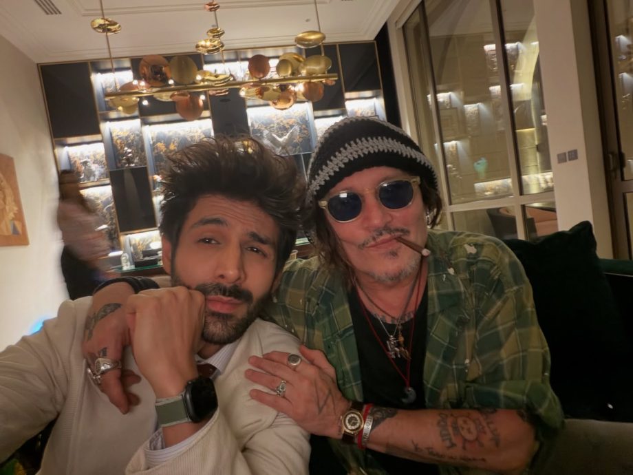 Kartik Aaryan Feels Blessed At Red Sea IFF, Shares Iconic Moment With Johnny Depp 979224