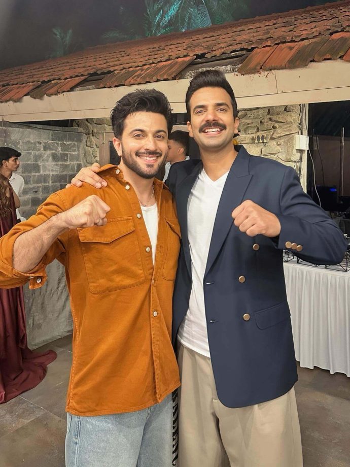 Kundali Bhagya OG Squad Reunites! Shraddha Arya, Dheeraj Dhoopar, Mahira Sharma & Anjum Fakih Spark Nostalgia 978213