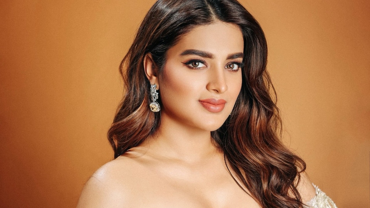 Nidhhi Agerwal gets mobbed at ‘The Raja Saab’ song launch event 980134