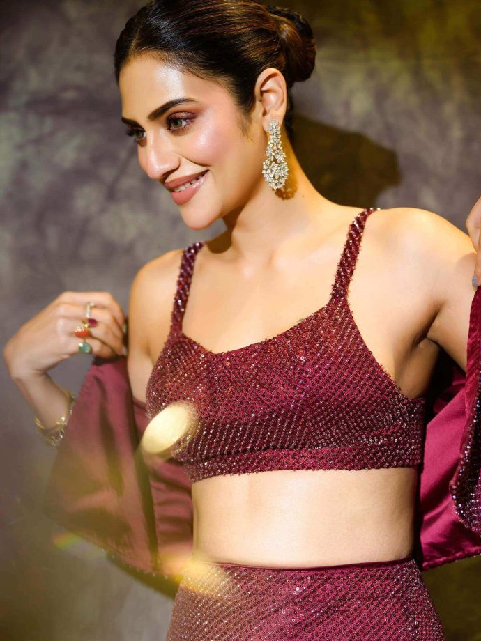 Nusrat Jahan Sparkles in a Wine-Toned Glam Look 978876