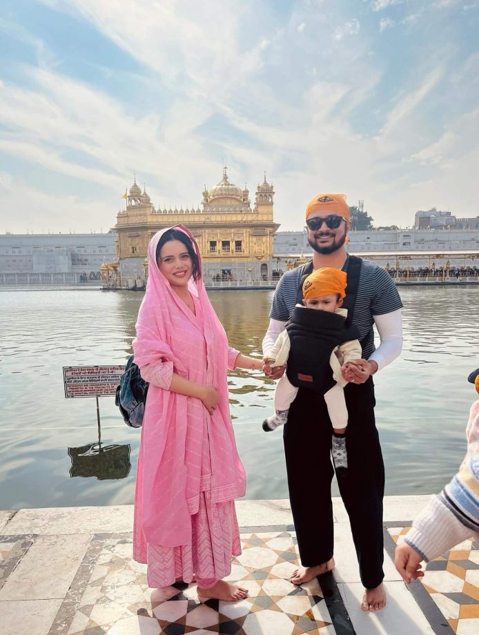 Pavitra Rishta Fame Shruti Kanwar Visits Golden Temple With Newborn & Husband, Calls It A Dream Come True 978578