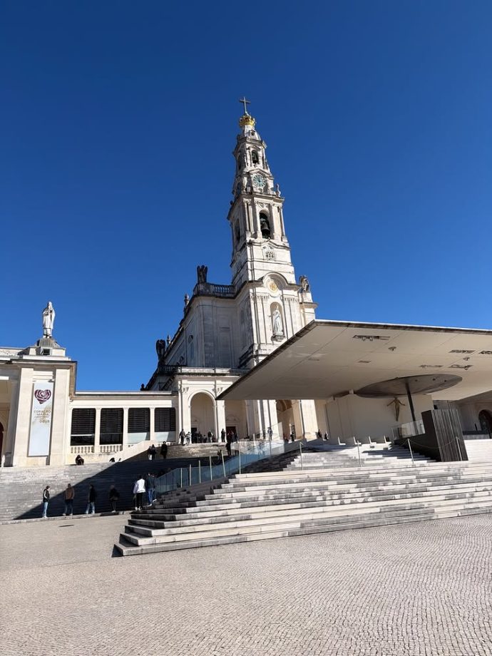 Samantha Ruth Prabhu and Raj Nidimoru Enjoy a Dreamy Lisbon Getaway 981470