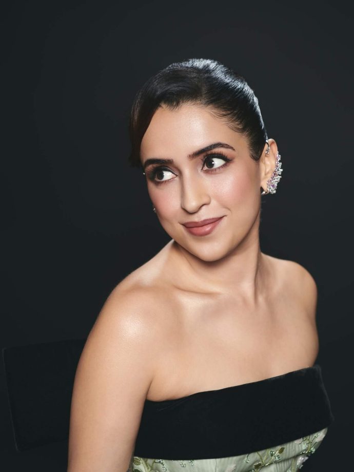 Sanya Malhotra Shines in Soft Glam and Subtle Elegance 978844