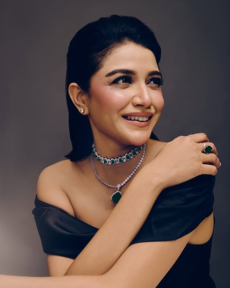 Sauraseni Maitra Channels Old-Hollywood Dreaminess in Modern Couture 979575