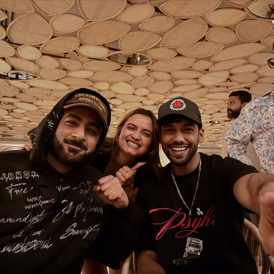 Shehbaz Reunites With Friends Neelam & Baseer Post-Eviction, Shehnaaz Hails Him A Winner 978194