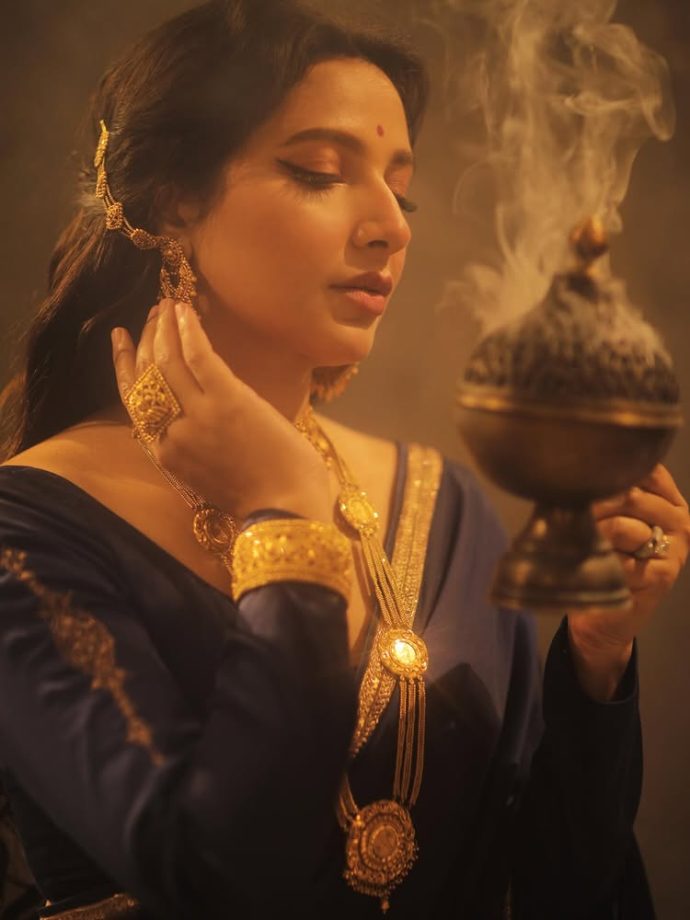 Subhashree Ganguly Redefines Grace in a Timeless Traditional Look 981147