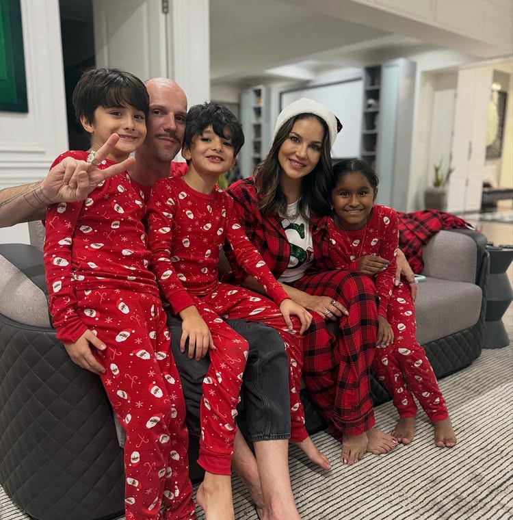 Tejasswi Prakash and Karan Kundra Join Sunny Leone’s Family for a Warm Christmas Celebration at Her Home 980947