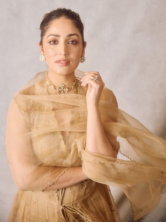 Yami Gautam Dhar Embraces Soft Elegance in a Timeless Neutral Look 980458