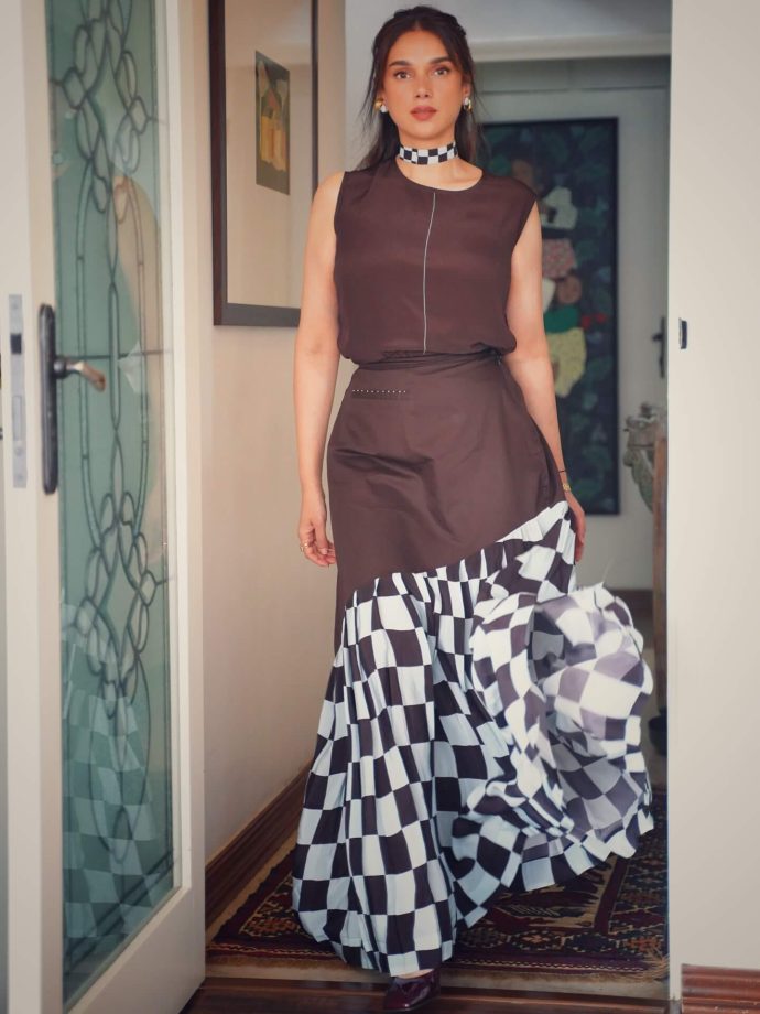 Aditi Rao Hydari Keeps It Elegant and Unusual in a Monochrome Statement Outfit 982679