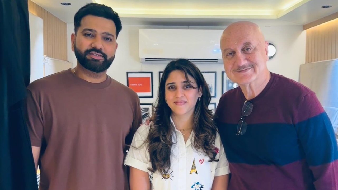 Anupam Kher Shares Special Moment With Rohit Sharma and Ritika Sajdeh After Accidental Meeting 984865