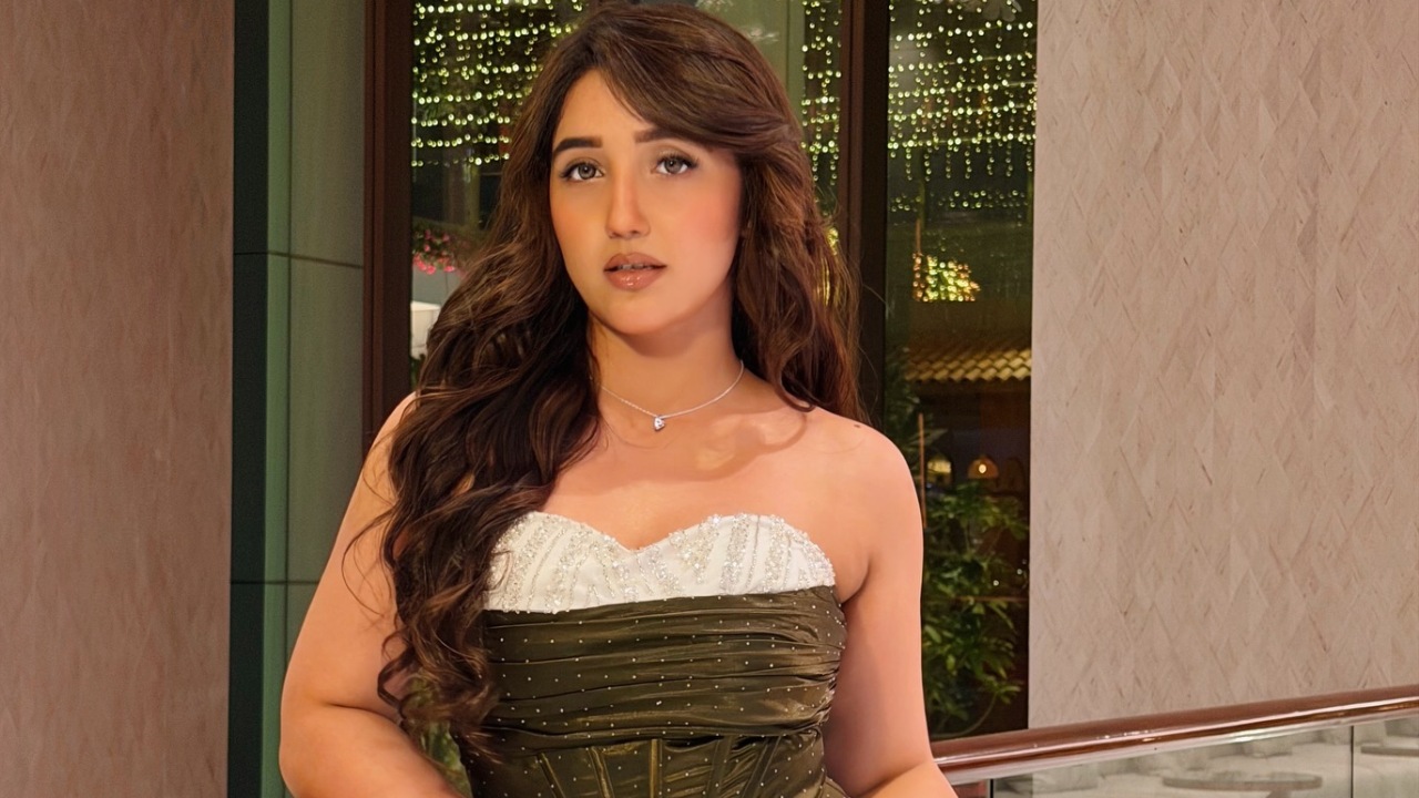 Ashnoor Kaur Brings Modern Glamour to Dubai Nights With Her Statement Look 983562