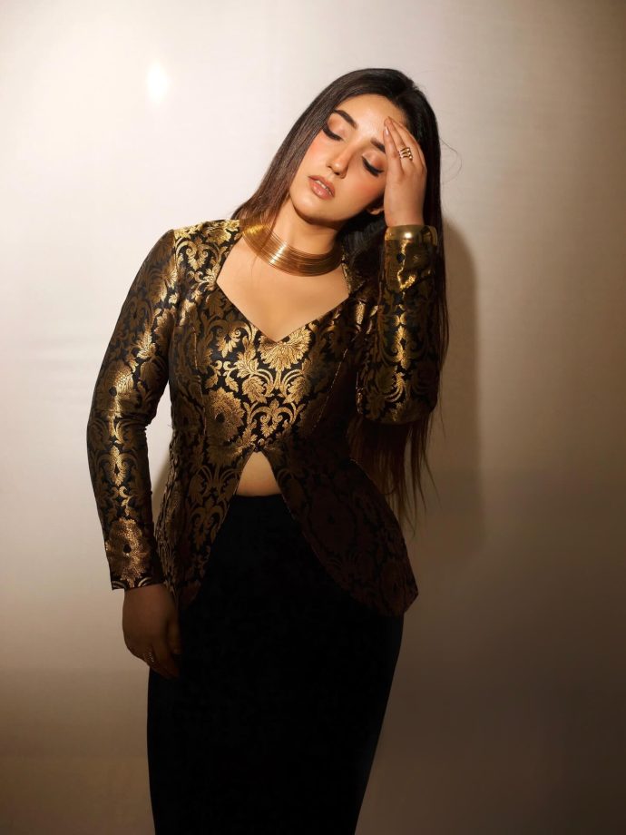 Ashnoor Kaur Sets a New Tone for Young Fashion Icons 981795