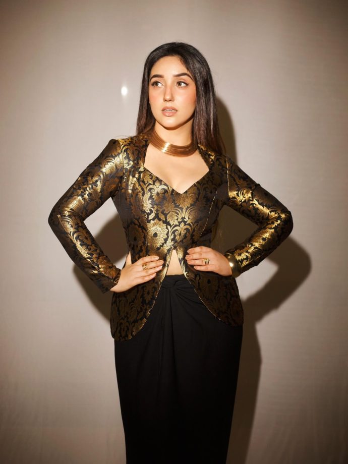 Ashnoor Kaur Sets a New Tone for Young Fashion Icons 981794