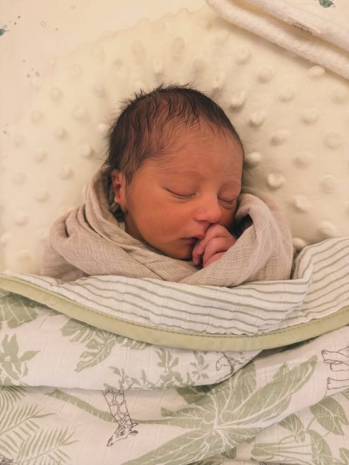 Ashutosh Gowariker's Son Konark Gowariker Welcomes Baby Boy With Niyati Kanakia; Check His Cute Name 984390