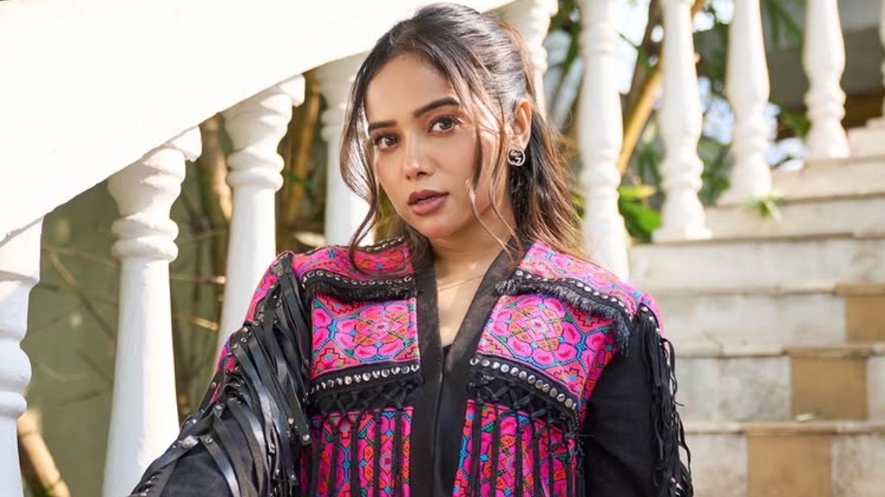 Manisha Rani Makes a Bold Style Statement With a Modern Ethnic Look