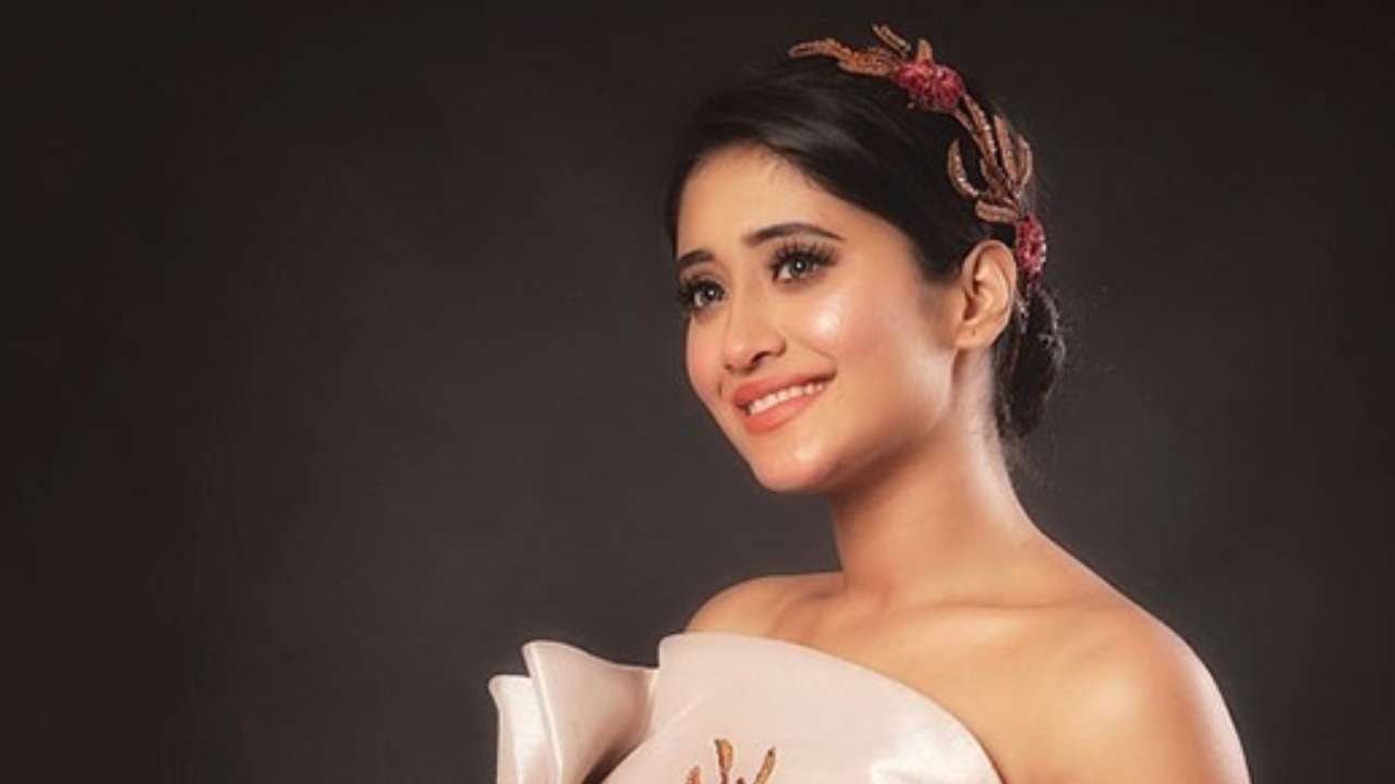 BALH 4 Fame Shivangi Joshi Gets Candid About Loving, Regretting And Her Idea Of Dream Man 983964